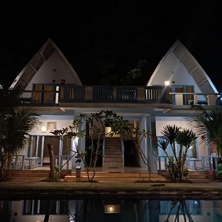Silversky Bungalows Gili Trawangan Exterior photo